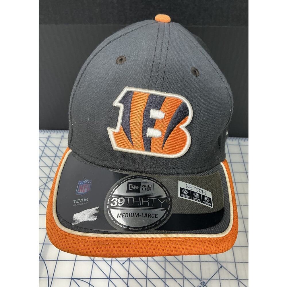 Men's Cincinnati Bengals New Era Bl/Orange Sideline 39THIRTY Flex Hat M/L